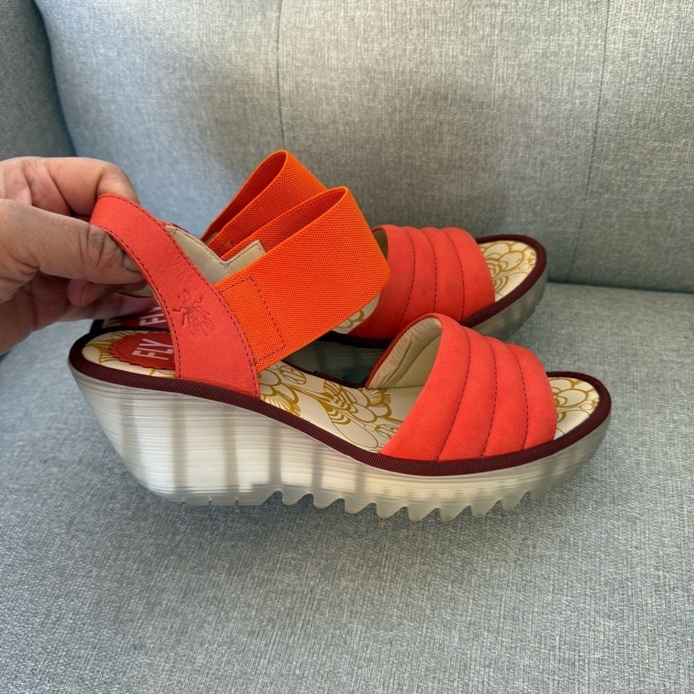 Fly London Yiko YIKO414FLY-003 Womens Red Leather Wedges Sandals Shoes size 6/5 - Picture 3 of 10